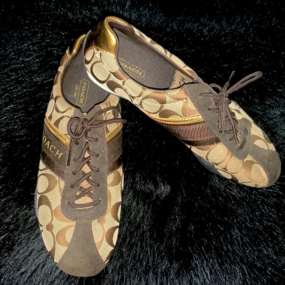 New with out tag Coach Shoes